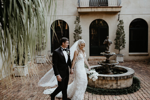 Katie + Nick’s Elegant Byron Bay Wedding – Victoria’s, Ewingsdale